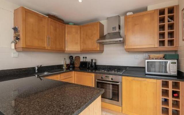 Lovely 2Bed House In Wandsworth W Backyard Patio