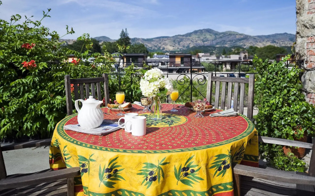 Maison Fleurie, A Four Sisters Inn