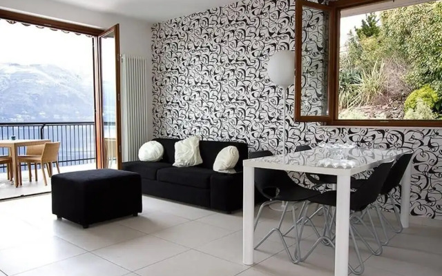 Stunning 1 bed Lake Maggiore Apartment