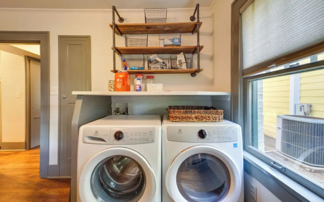 Renovated Lubbock Home - Walk to Texas Tech!