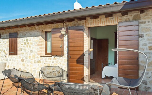 Lavish Holiday Home in Marsciano With Swimming Pool