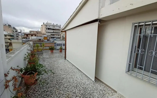 5th floor studio with views and a huge balcony