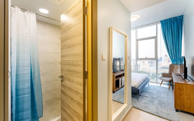 Lovely Brand New Fully Furnished 2 Bedrooms - Hotel in ดูไบ - Photo 2
