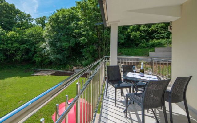 Apartment Dino Opatija/Mihelići
