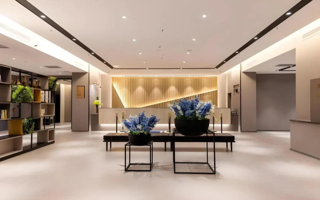 Homeinn Selected Hotel (Anshan Steel West station  Material Market)