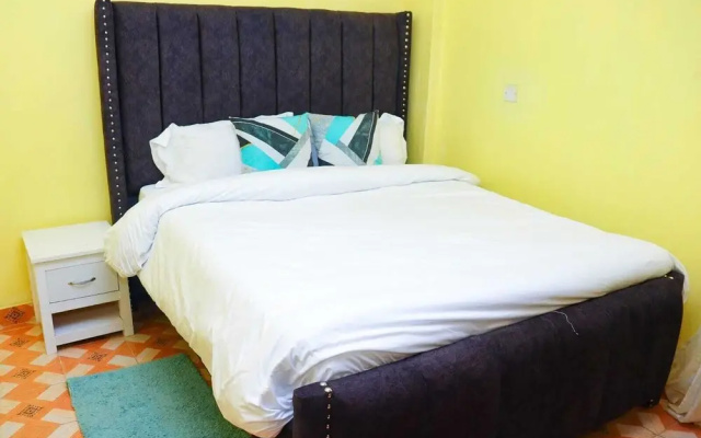 Lux Suites Trm drive Apartments Roysambu