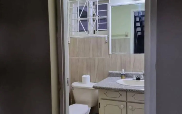 Stunning 3-bedroom House in Ocho Rios Upton