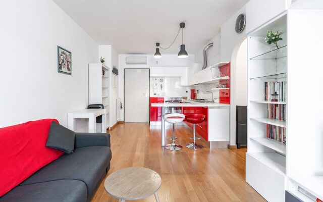 Portuense 107- Bright Flat