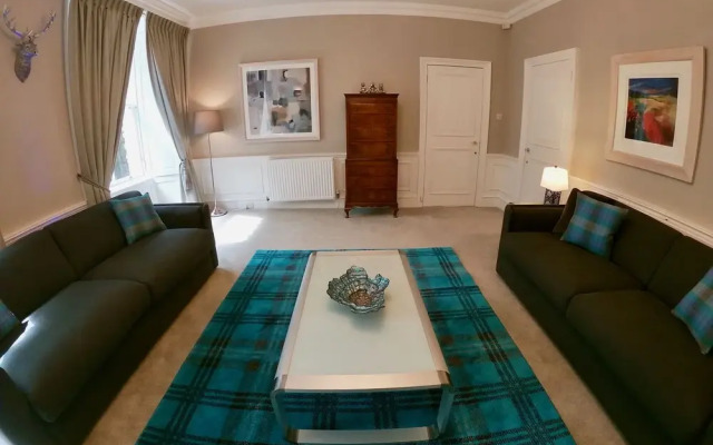 Escape To Edinburgh @ Abercromby Place