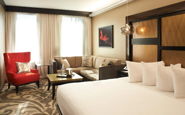 Metropolitan at The 9, Autograph Collection
