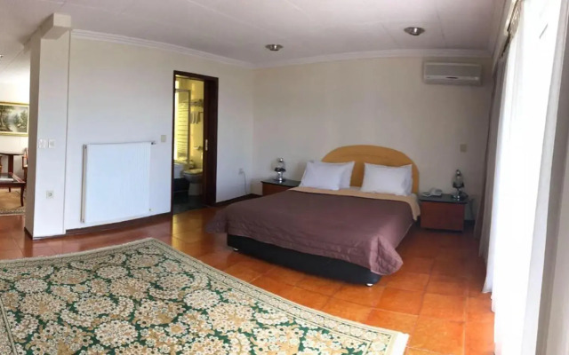 Philippion Hotel