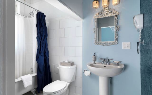 Pendray Inn & Tea House