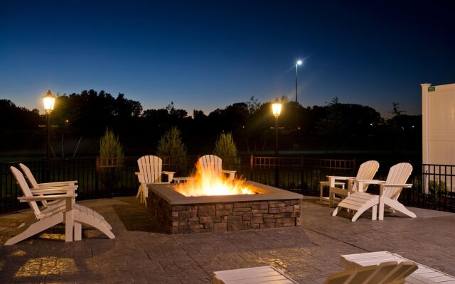 Saratoga Casino Hotel