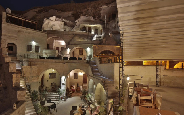 Vezir Cave Suites