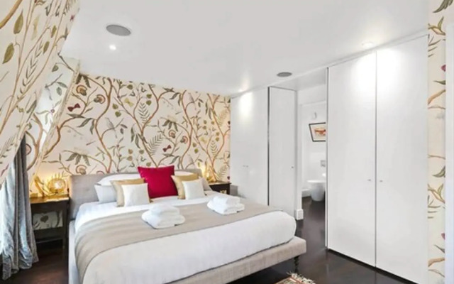 The British Museum Apartment by H House