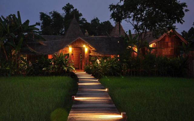 Vieng Tara Villa