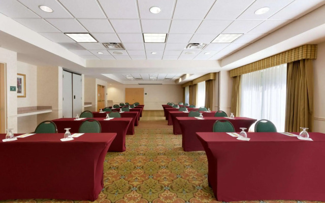 Hilton Garden Inn Atlanta Northpoint