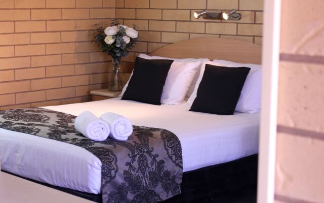 Roma Mid Town Motor Inn