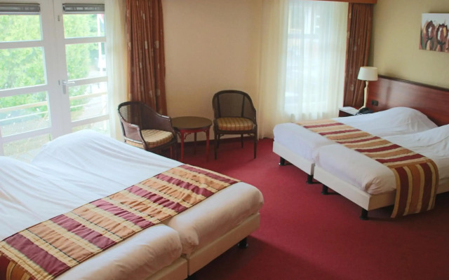 Parkhotel Tjaarda