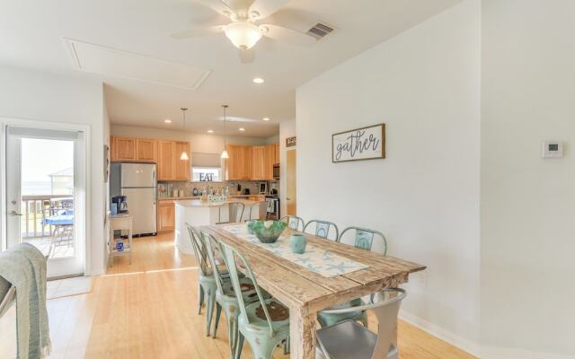 Seabrook Getaway w/ Balconies & Bay Views!