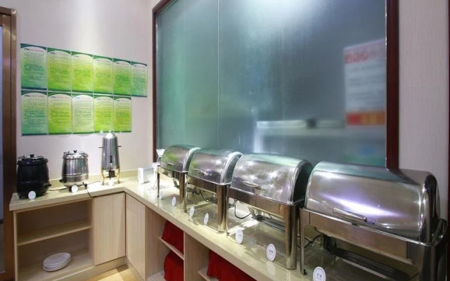 Zhangye Jinhua Hotel (Zhonggulou Runquanhu Park Branch) – Guest Rooms – Zhangye