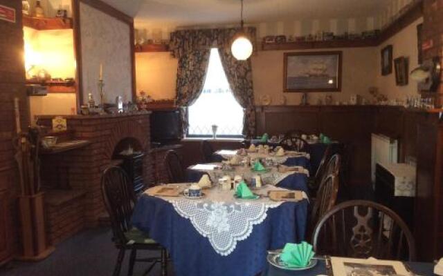 Admiral Guest House