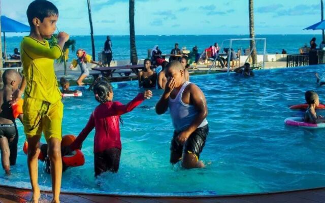 Salama Bling Beach Resort