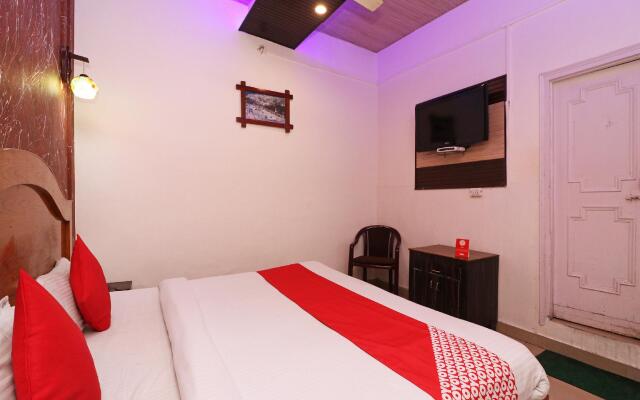 OYO 73477 Hotel Smart City