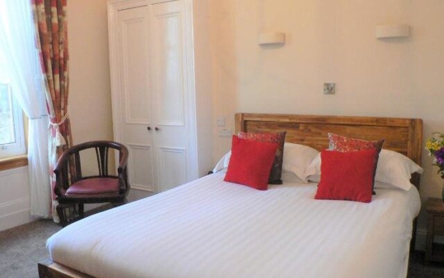 Straven Guest House