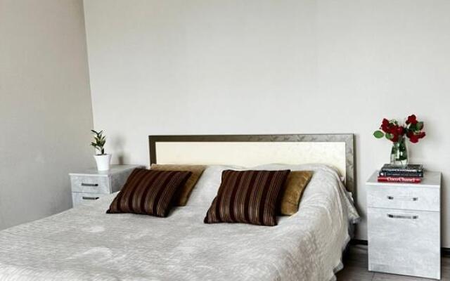 Meiman House close to Asia Mall