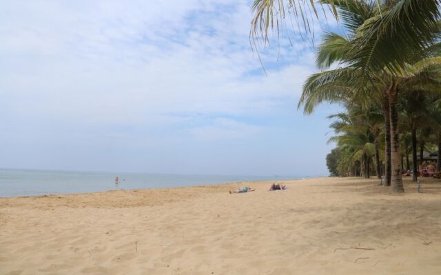 Green Tree Hotel Phu Quoc