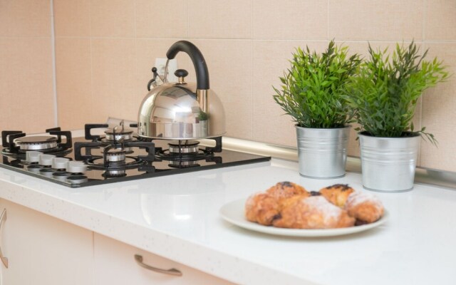 Stunning 3 Bedrooms Apartment