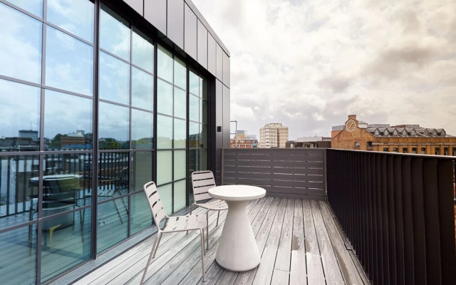 Sonder — Back Hill