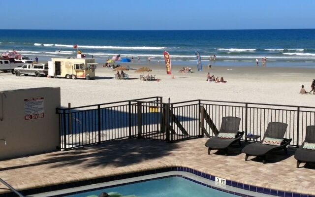 Organic Beach Retreat