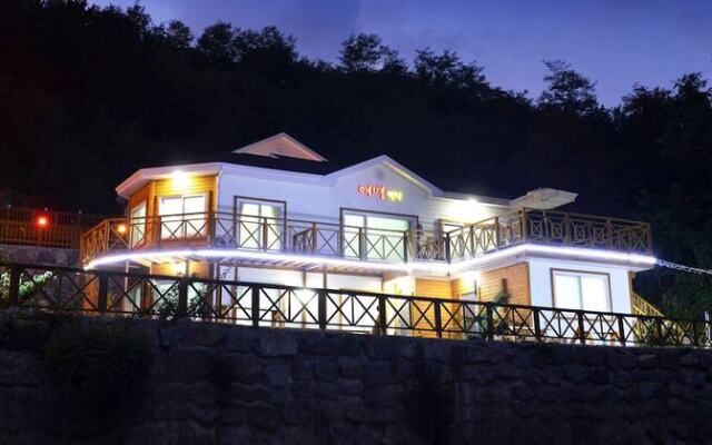 Yeongdeok Yeomyung Pension