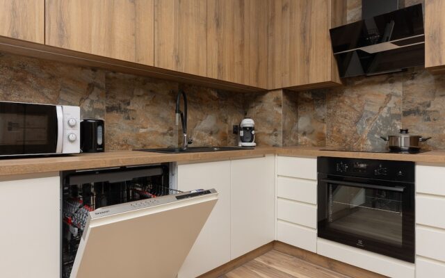 Lux Apartment Manufaktura by Renters