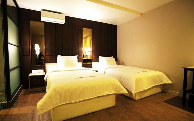 Hotel The Ann
