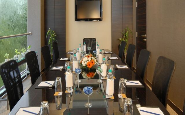 Grand Hometel Malad