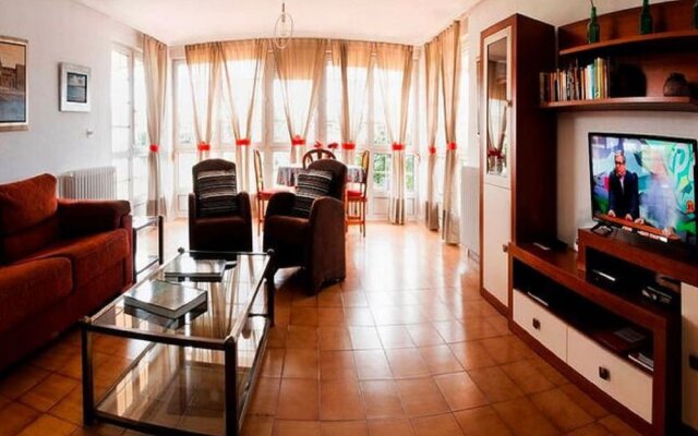 Premium Holiday Home in Gijon With Garden