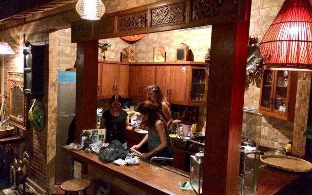 Bedhot Homestay