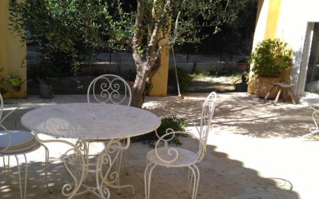 Villa de la Terre Blanche