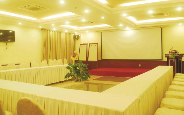 Hau Giang Hotel