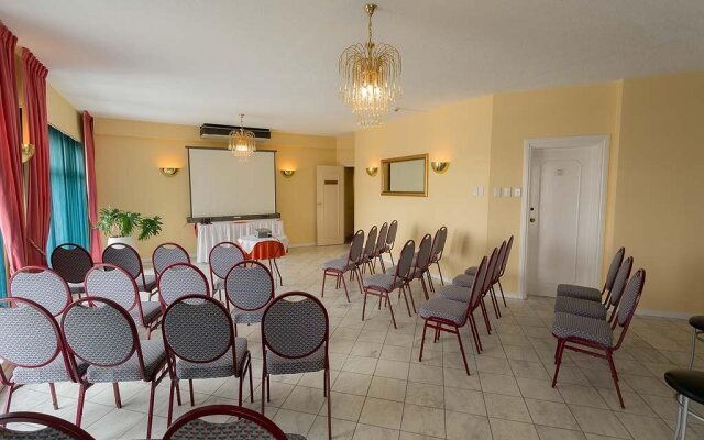 Hansa Hotel