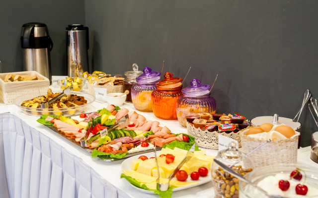 Elina Hotel Apartments