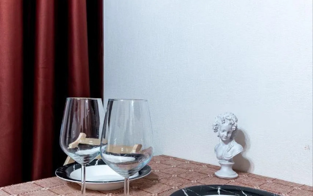 В центре на улице Гороховая 33