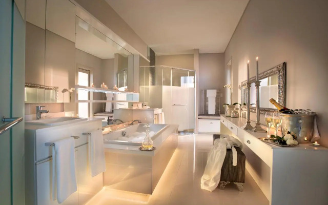 DaVinci Suites