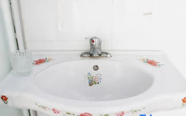Minquan Jixiang Hotel – Bathroom – Shangqiu