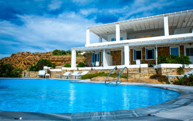 Adikri Villas & Suites