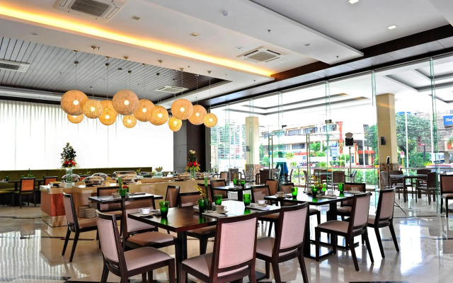 Harolds Hotel Cebu (formerly Harolds Evotel Cebu)