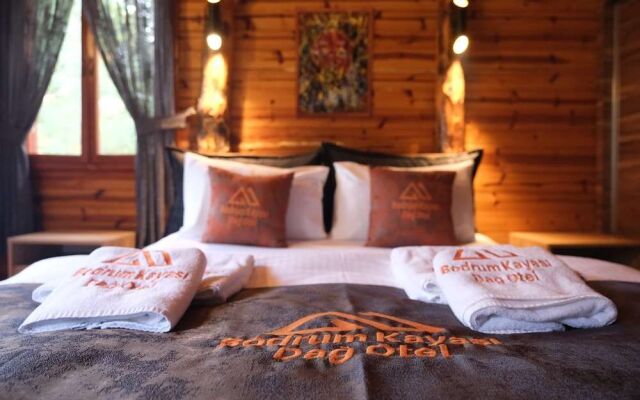 Antalya Bodrum Kayası Dağ Oteli